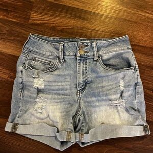 Size 5 high rise curvy midi shorts